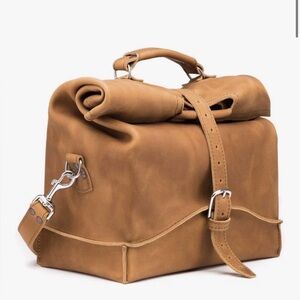 Saddleback Leather Co Discontinued Tobacco Shoulder Strap Overnight Bag